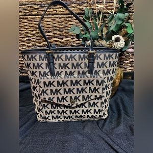 MICHAEL Michael Kors Medium Canvas Jet Set Tote